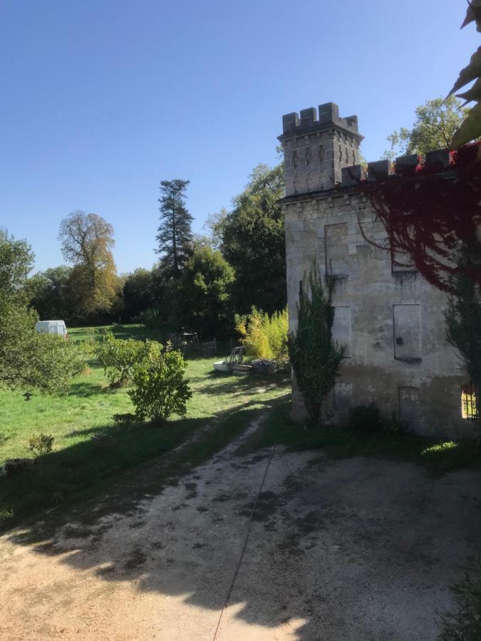 Loft + 2 Chambres Chateau Gourdet Bourg-sur-Gironde Exterior photo